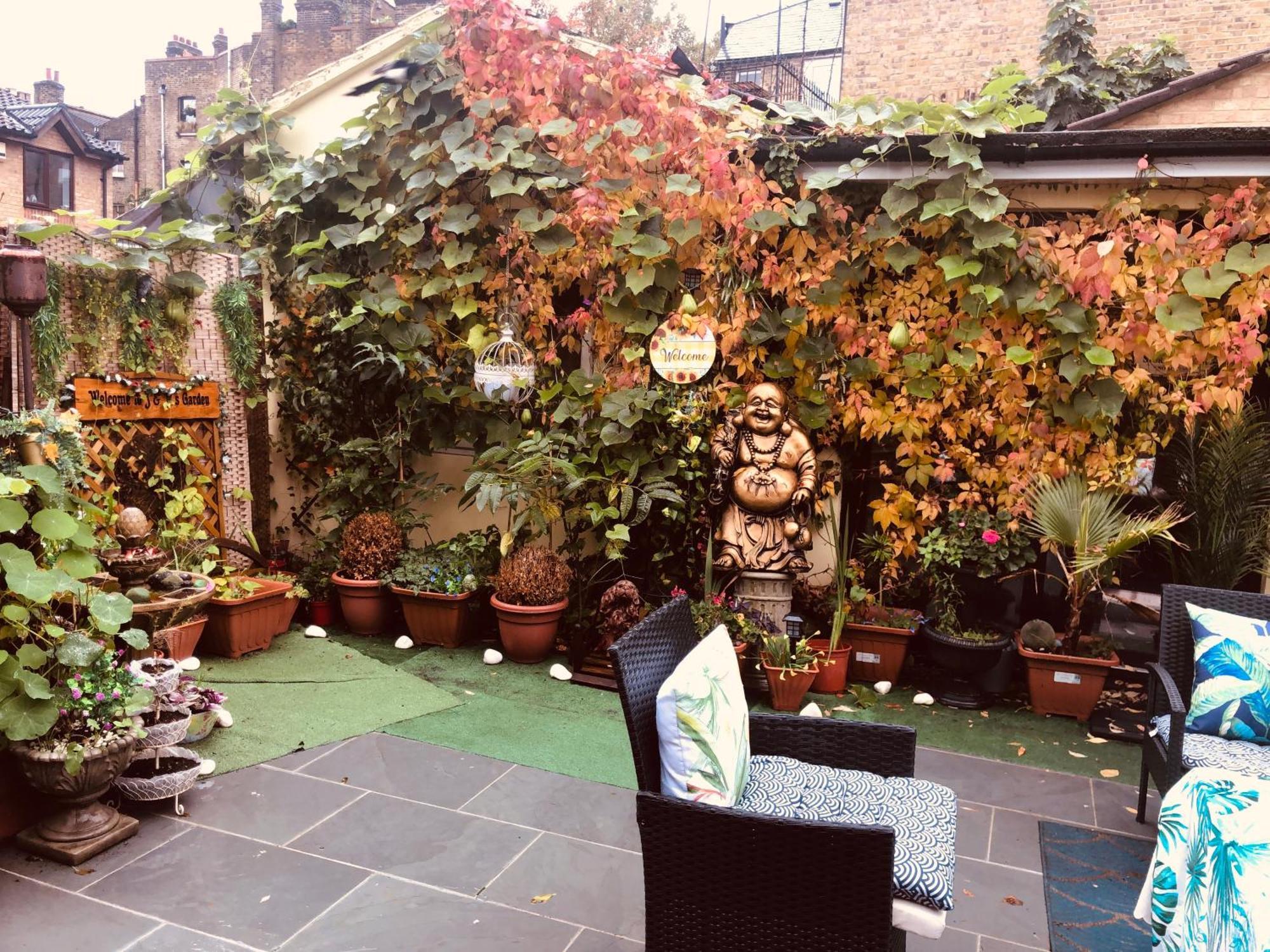 Casa de Férias Cheerful 4 Bedroom House With Garden Free Parking Londres
