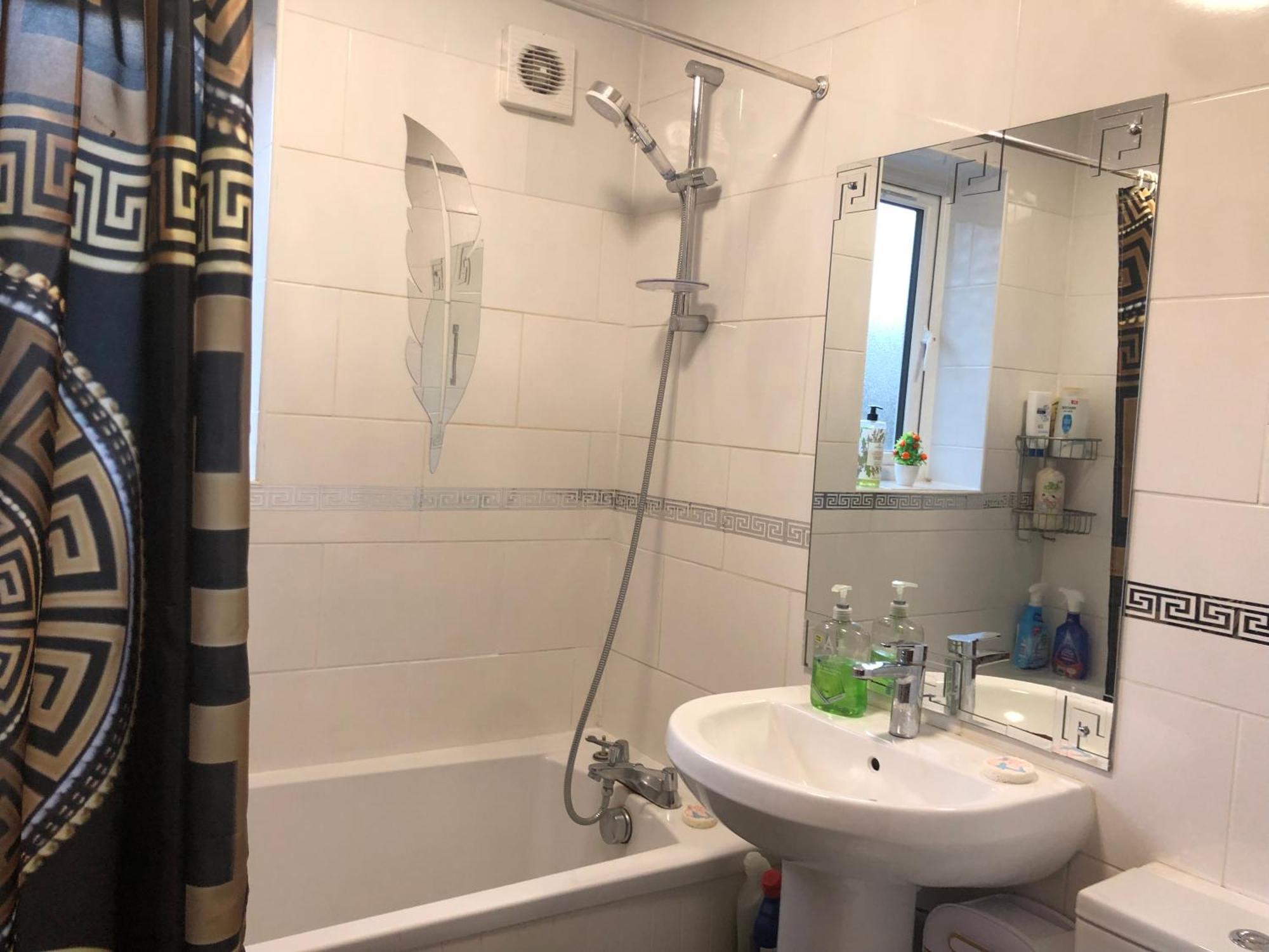 Сasa de vacaciones Cheerful 4 Bedroom House With Garden Free Parking Londres